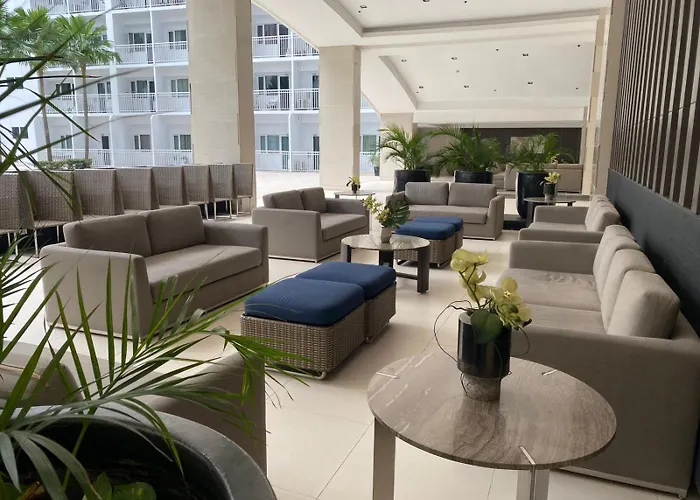 Shore - Spacious With Balcony - 52d Apartamento Manila