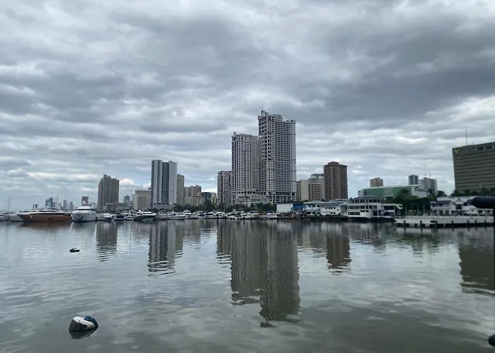 Shore - Spacious With Balcony - 52d * Manila