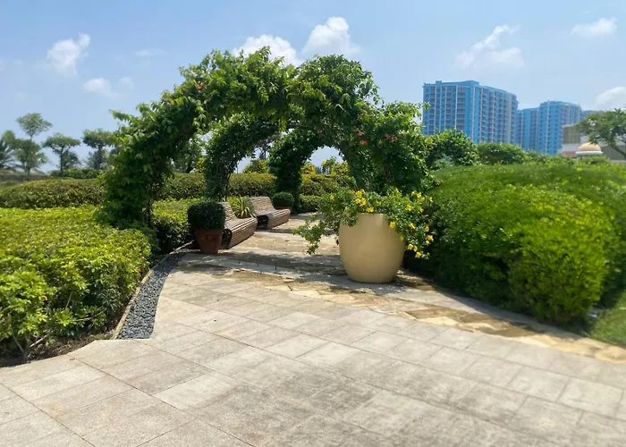 Shore - Spacious With Balcony - 52d *